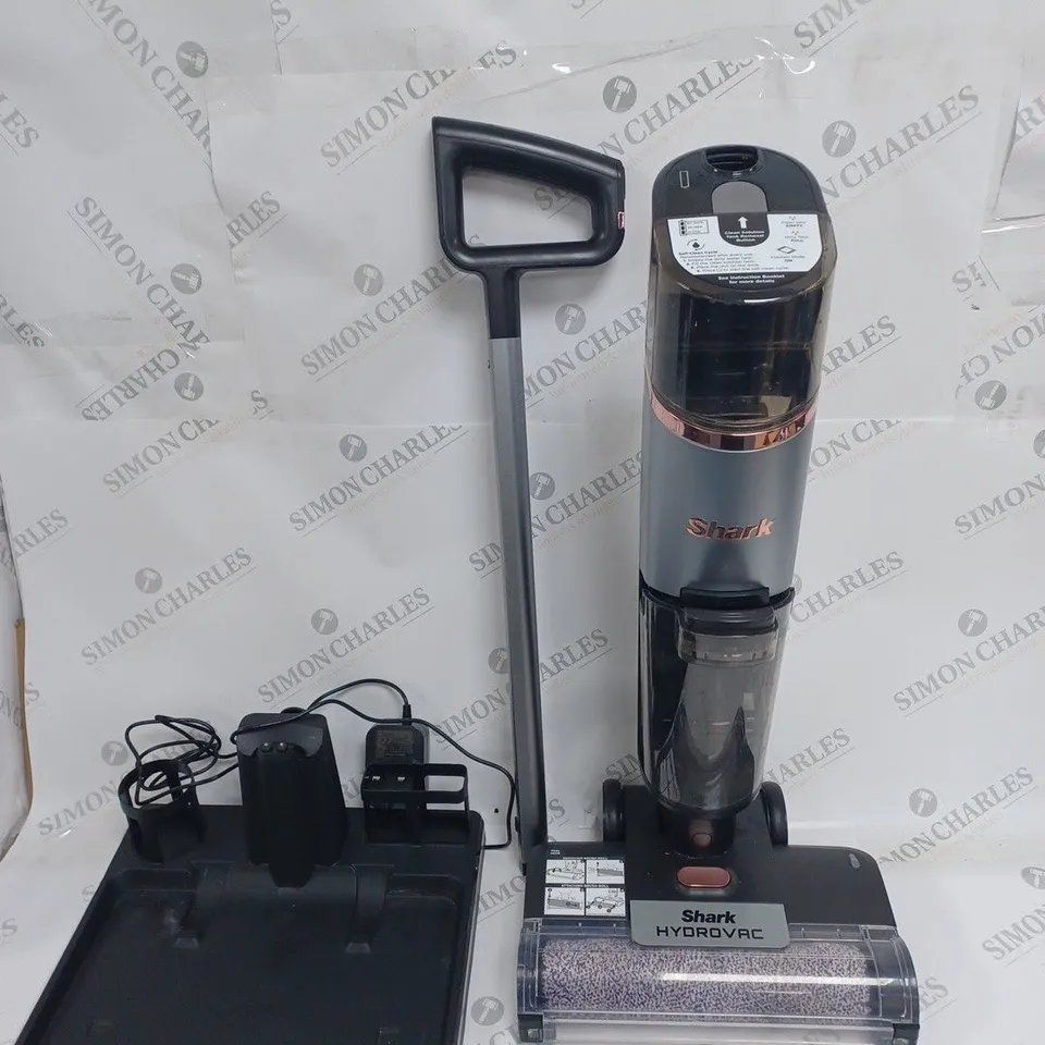 BOXED SHARK HYDROVAC HARD FLOOR WET & DRY CORDLESS CLEANER WD210UK 