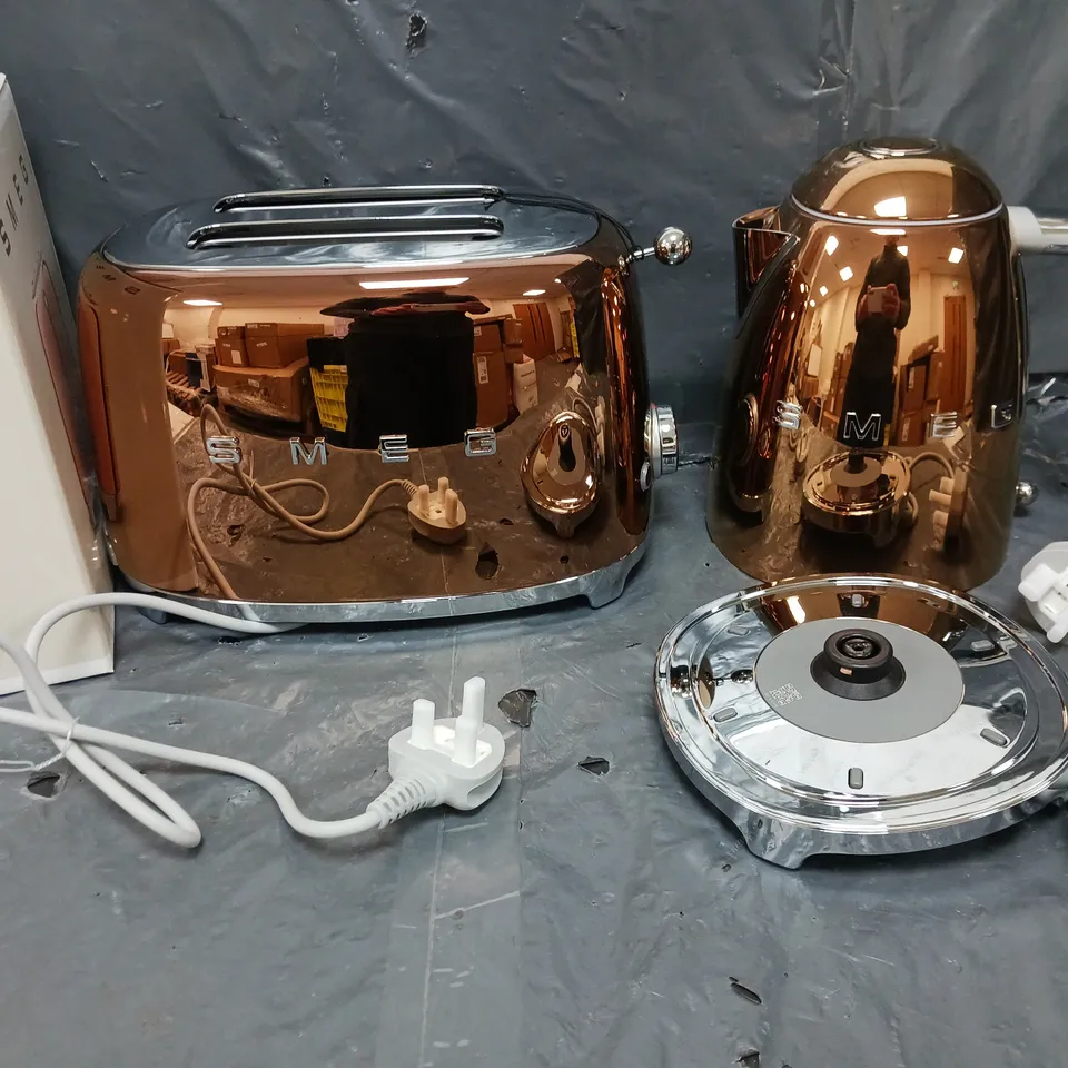 SMEG EEJB269 KETTLE & 2 SLICE TOASTER, ROSE GOLD