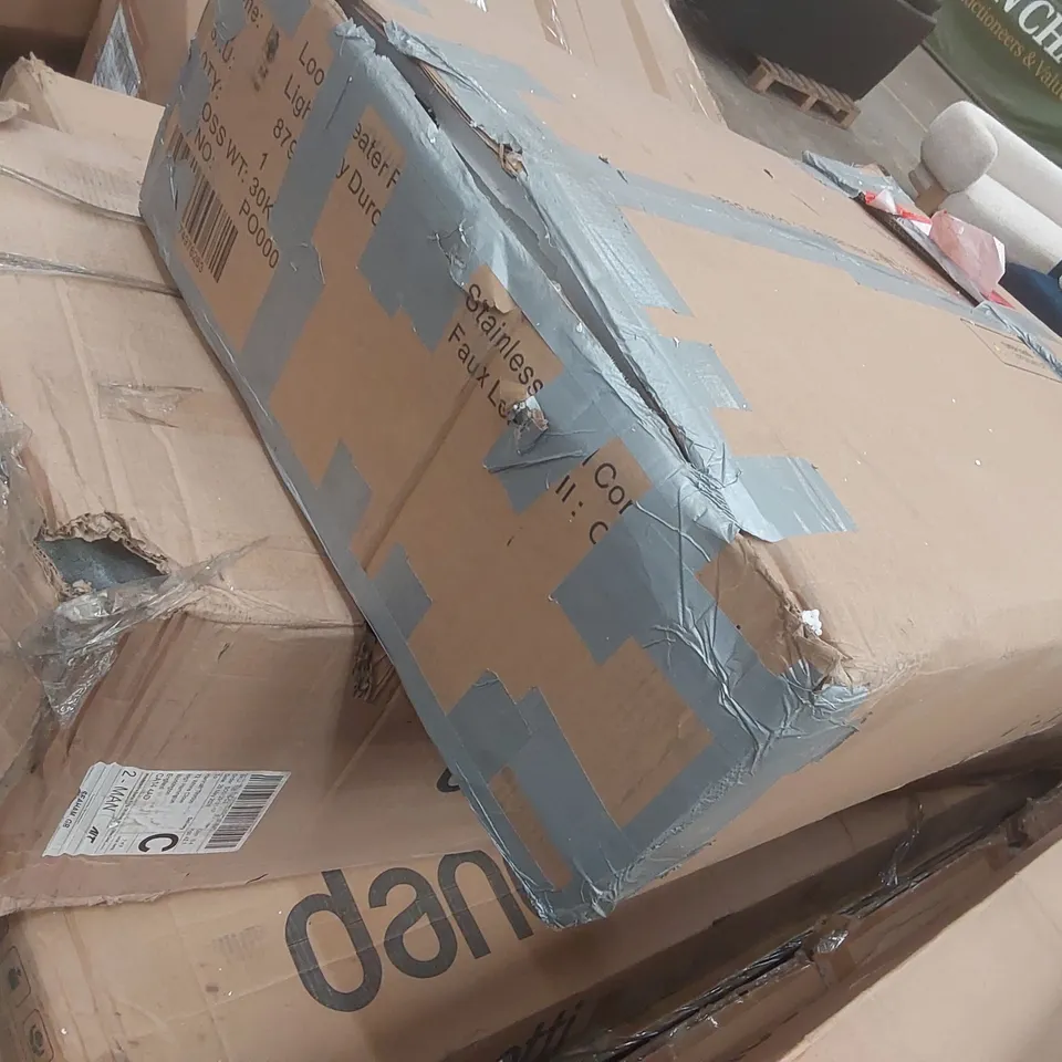 PALLET CONTAINING A LARGE QUANTITY OF ASSORTED DANETTI FURNITURE PARTS