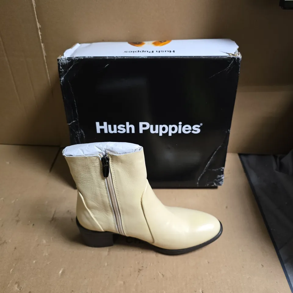 HUSH PUPPIES WOMEN'S BEIGE LEATHER ANKLE BOOTS WITH SIDE ZIP - UK SIZE 4