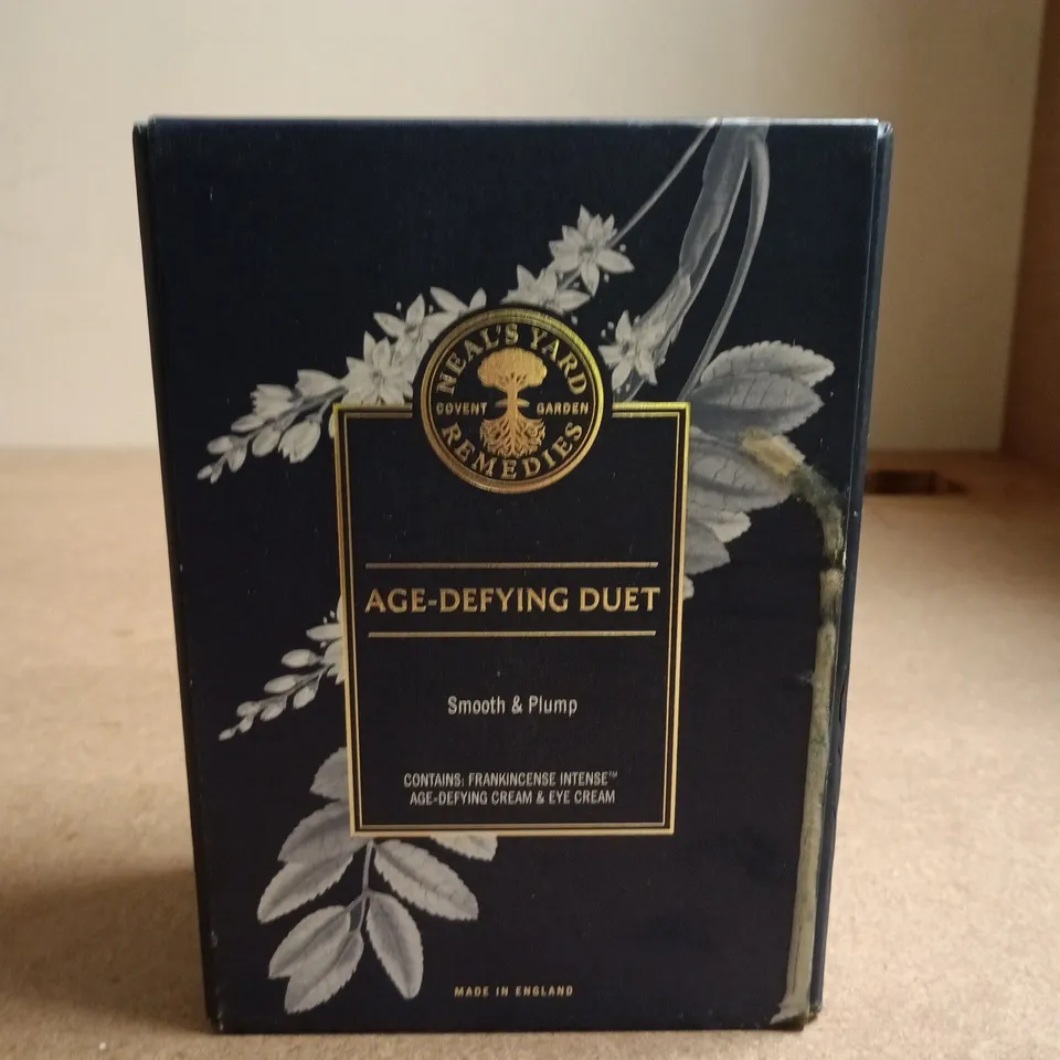 NEAL'S YARD REMEDIES FRANKINCENSE INTENSE AGE-DEFYING DUET – EYE CREAM & CREAM (BOXED)