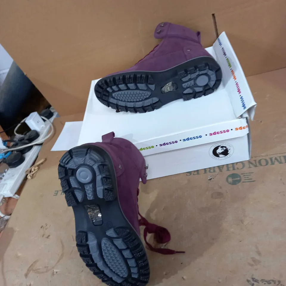 ADESSO WATERPROOF PURPLE BOOT SIZE 5 
