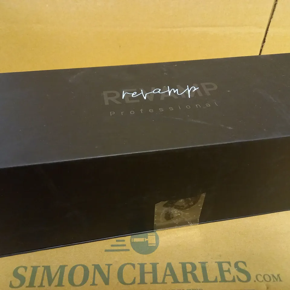 BOXED REVAMP PROGLOSS PERFECT FINISH CERAMIC CURL AND WAVES BRUSH 
