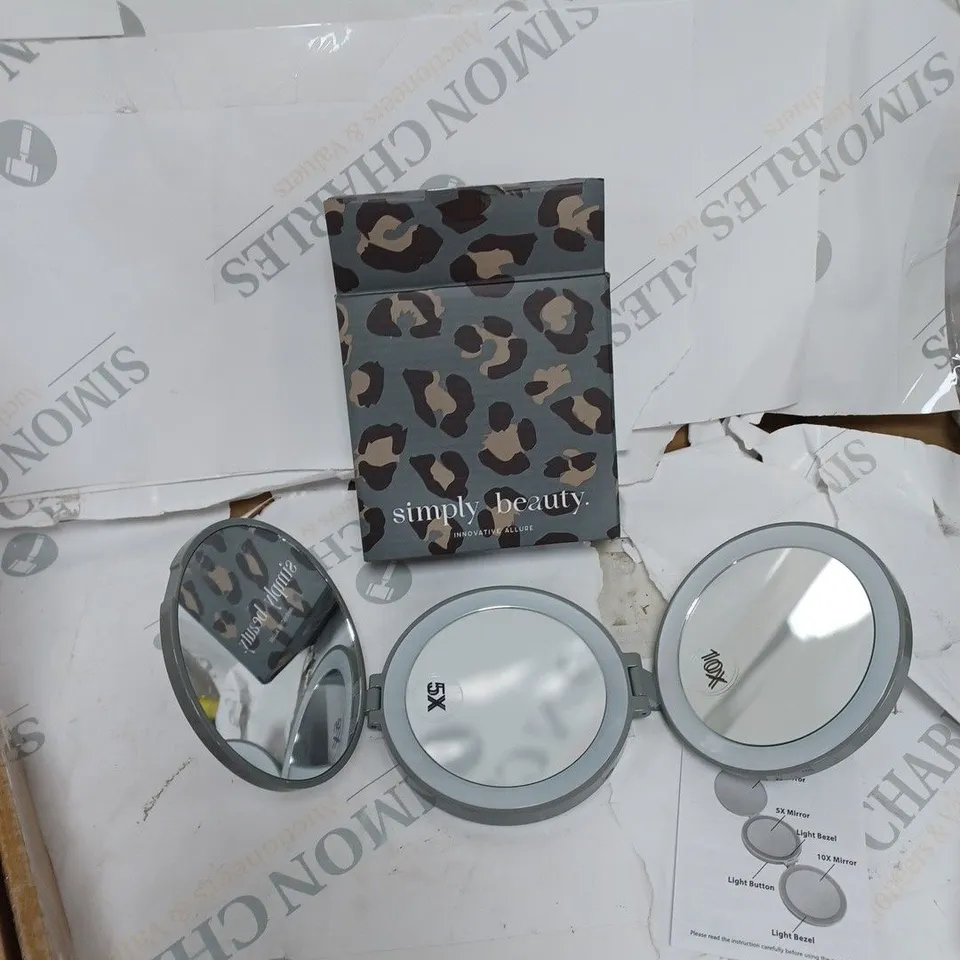 SIMPLY BEAUTY FOLDING TRIO MIRROR LEOPARD PRINT 