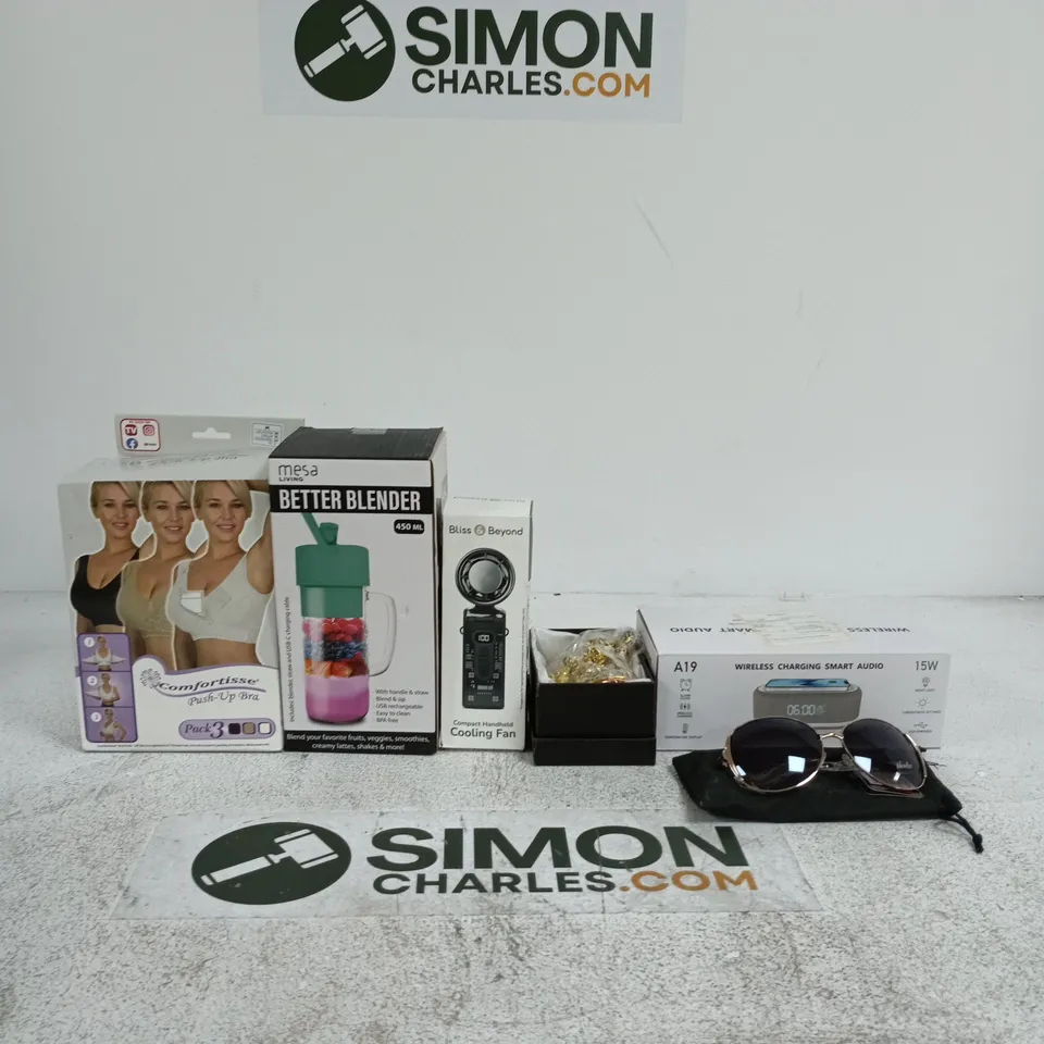 BOX OF APPROXIMATELY 10 ASSORTED ITEMS INCLUDING NEWAGE SUNGLASSES, A WIRELESS CHARGING SMART AUDIO A19 AND A BLISS & BEYOND COMPACT HANDHELD COOLING FAN AND MESA LIVING BETTER BLENDER 450ML