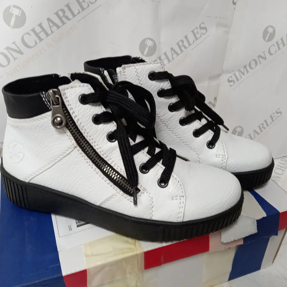 RIEKER HIGH TOP TRAINER CUFF IN WHITE SIZE 3.5 - BOXED