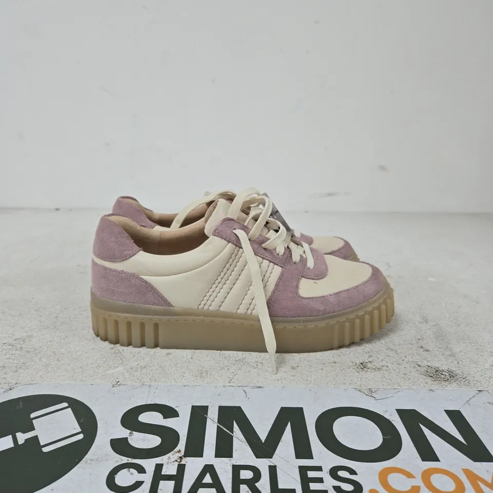 CLARKS CREAM & LILAC SUEDE SNEAKERS WITH PLATFORM GUM SOLE UK SIZE 7