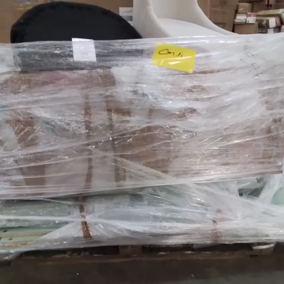 PALLET CONTAINING VARIOUS ASSORTED INCOMPLETE CUSTOMER RETURN ITEMS 