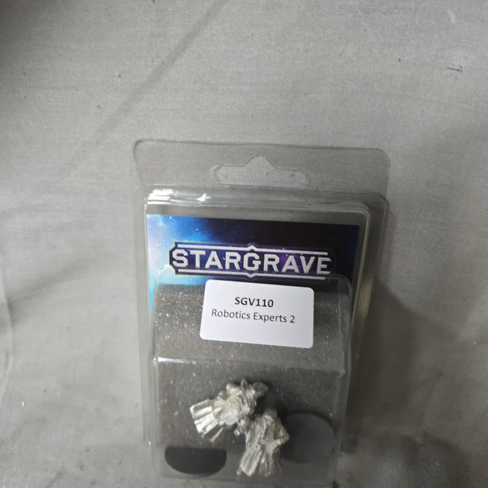 STARGRAVE MINIATURES ASSORTMENT: CYBORGS (SGV103), ROBOTICS EXPERTS 2 (SGV110) & INVESTIGATORS (SGV117) 