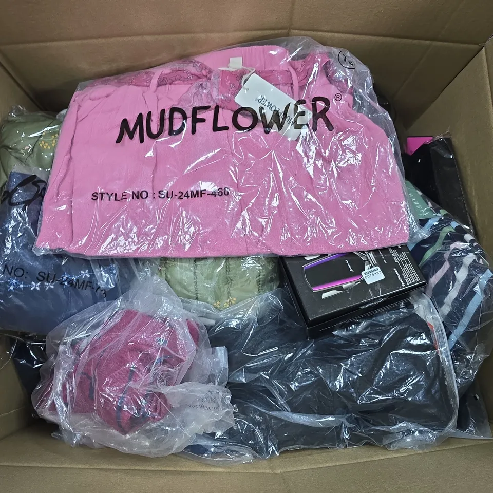 APPROXIMATELY 15 ASSORTED ITEMS TO INCLUDE MUDFLOWER CLOTHING ITEMS, DIVINE SCENTS EAU DE PARFUM, R2 SMART SENSOR, ETC