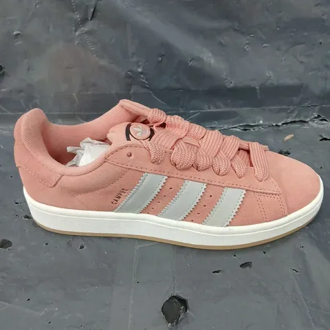 PAIR OF ADIDAS WOMENS CAMPUS 00S TRAINERS - 7