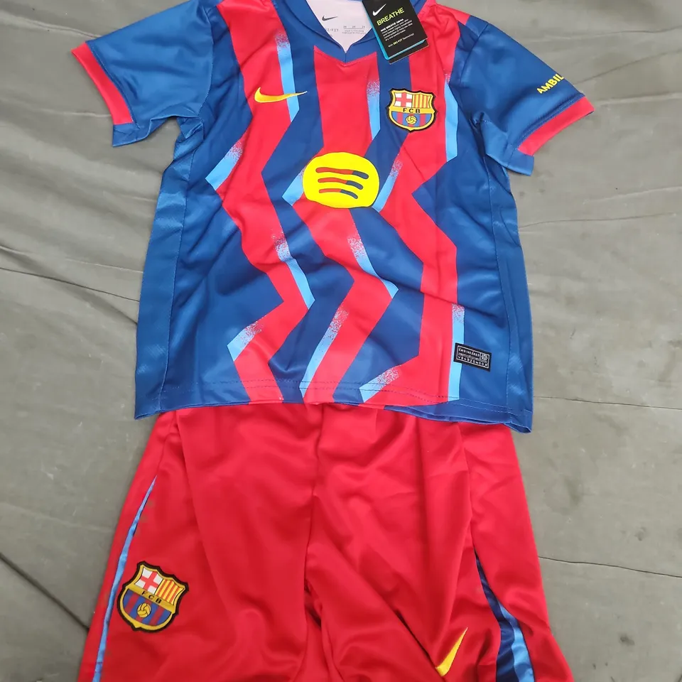 NIKE BARCELONA HOME KIT ("GOMEZ") - SIZE 26