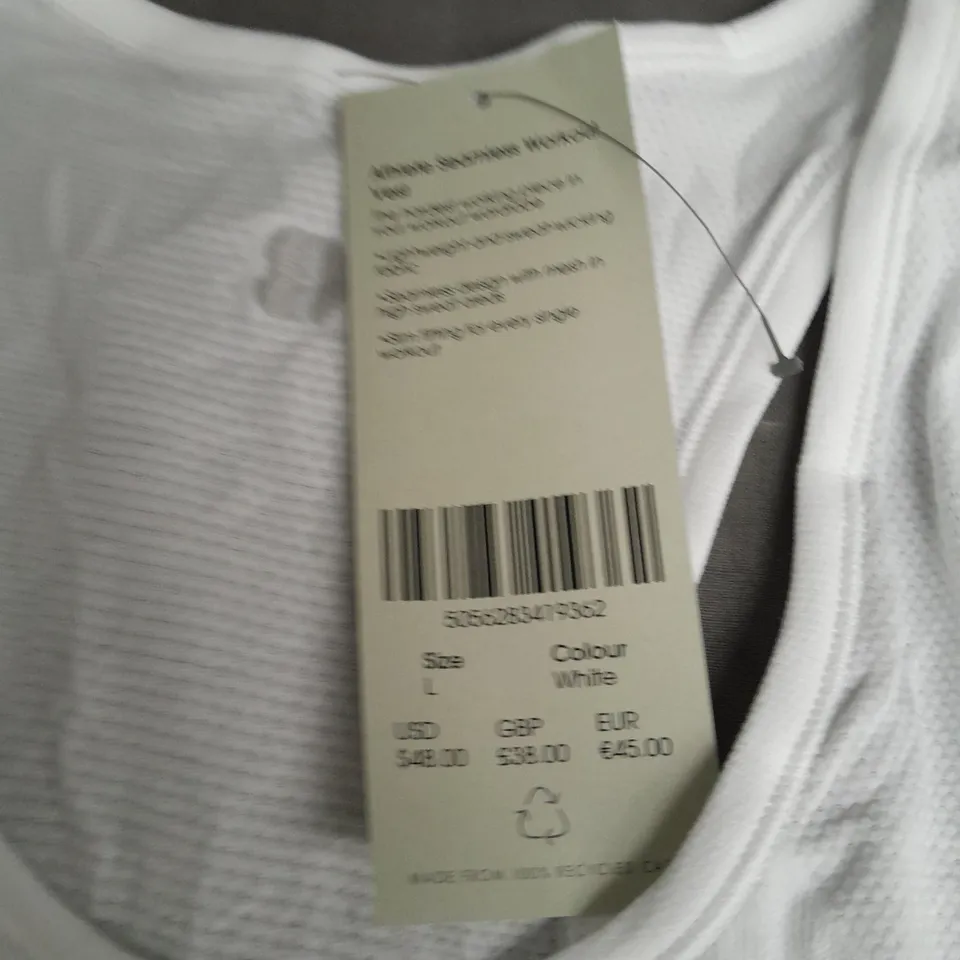 SWEATY BETTY ATHLETE SEAMLESS WORKOUT VEST IN WHITE - L