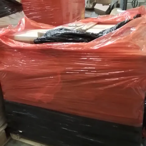 PALLET CONTAINING A LARGE QUANTITY OF PEGBOARDS
