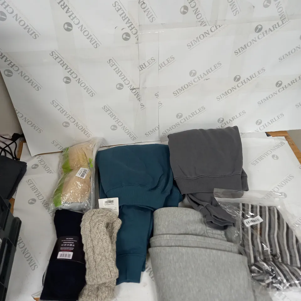 LARGE BOX OF ASSORTED CLOTHING ITEMS IN VARIOUS COLOURS AND SIZES INCLUDING TROUSERS , TOPS AND JUMPERS 