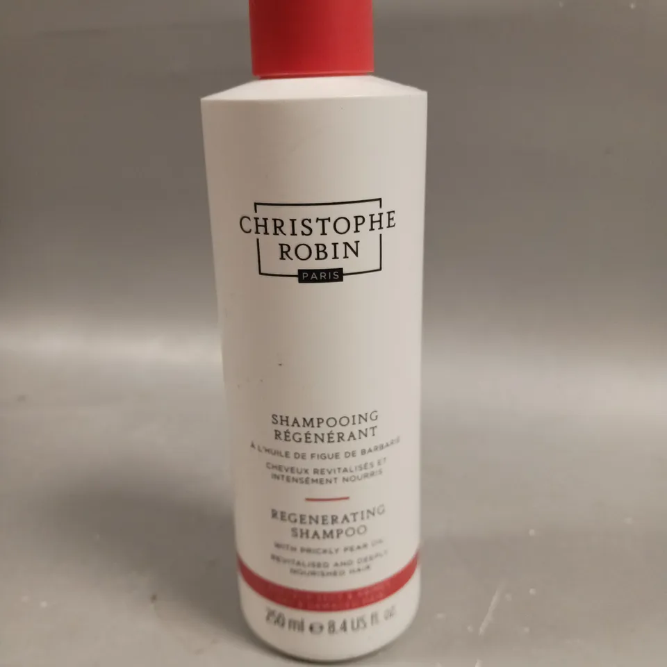 CHRISTOPHE ROBIN REGENERATING SHAMPOO - 250ML 