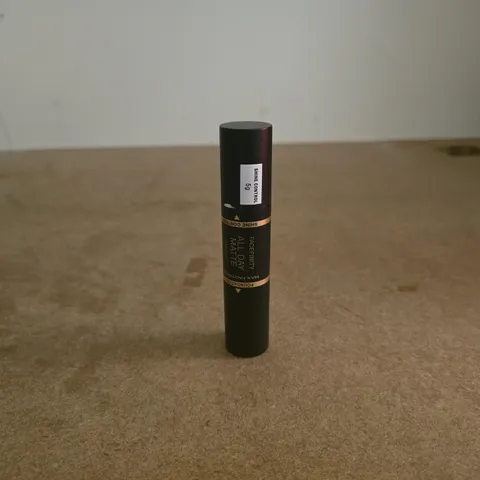 MAX FACTOR X FACEFINITY 2 IN 1 FOUNDATION WARM ALMOND (6G) + SHINE CONTROL 5G