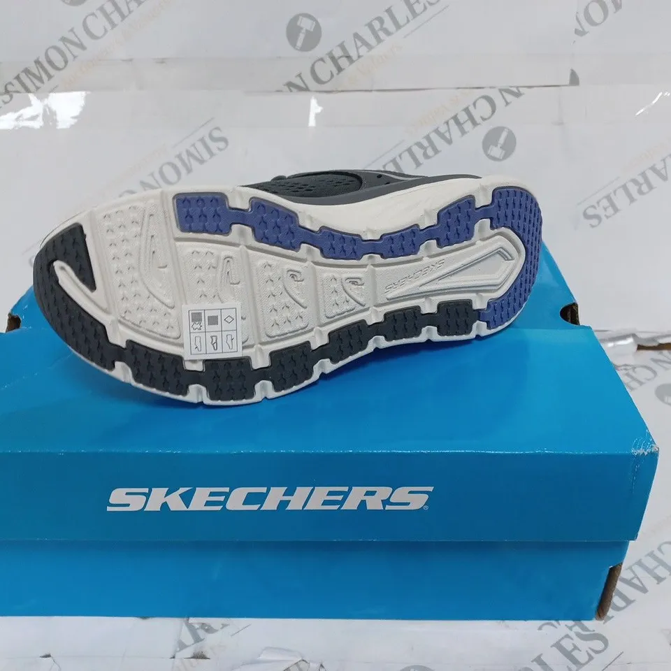 BOXED SKECHERS CHARCOAL MOTION LACE UP TRAINERS- SIZE 3 