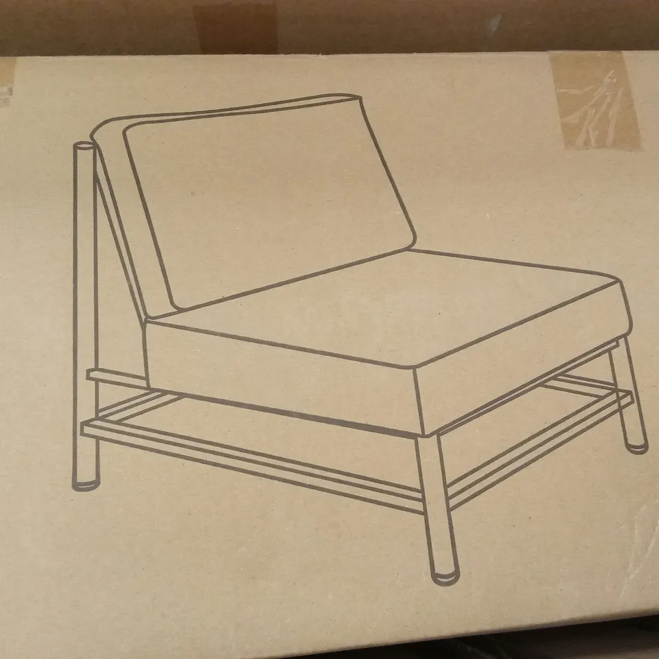 BOXED ACCENT CHAIR (1 BOX)