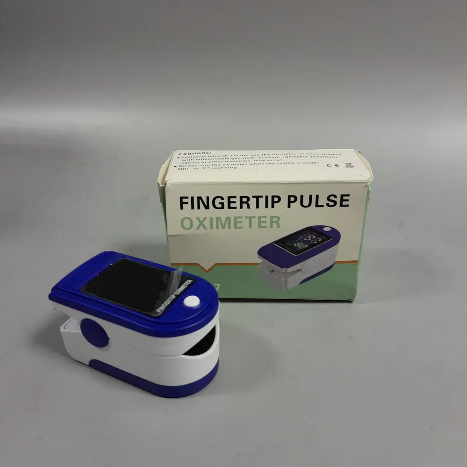 BOXED LK87 FINGERTIP PULSE OXIMETER 