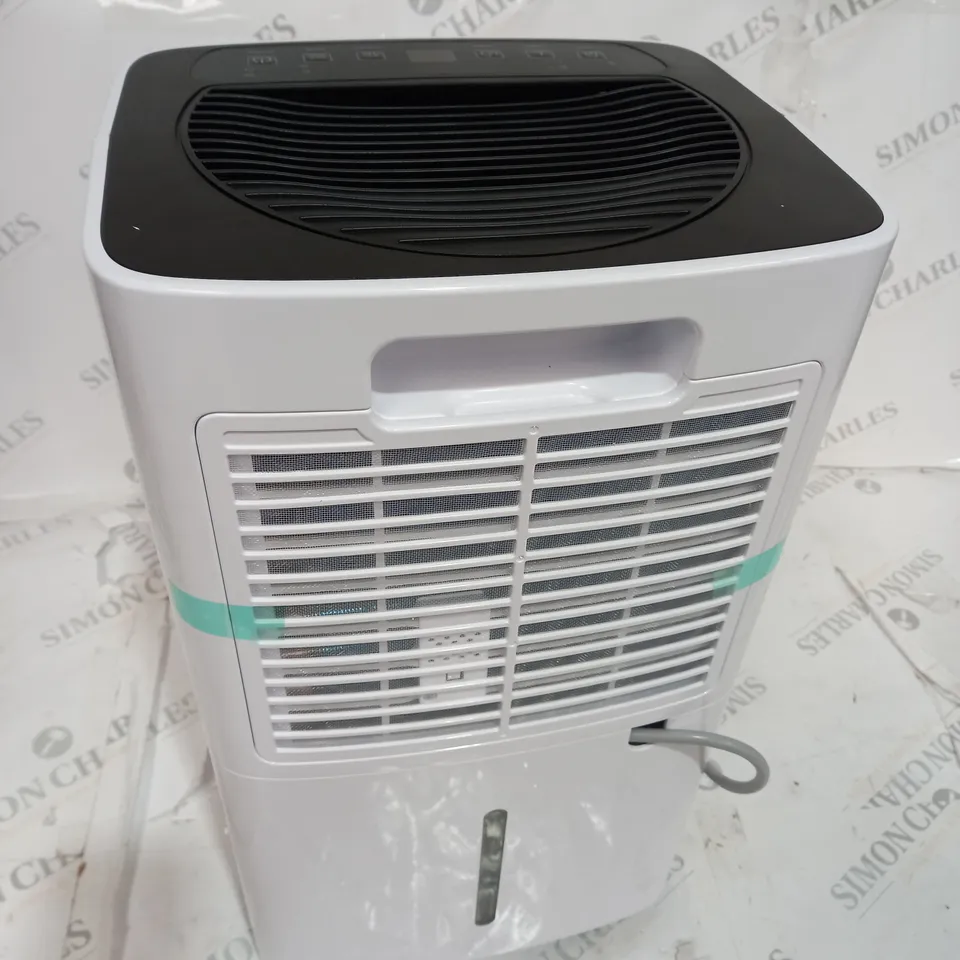 BOXED 12L DEHUMIDIFIER WITH 2L WATER TANK AND TIMER