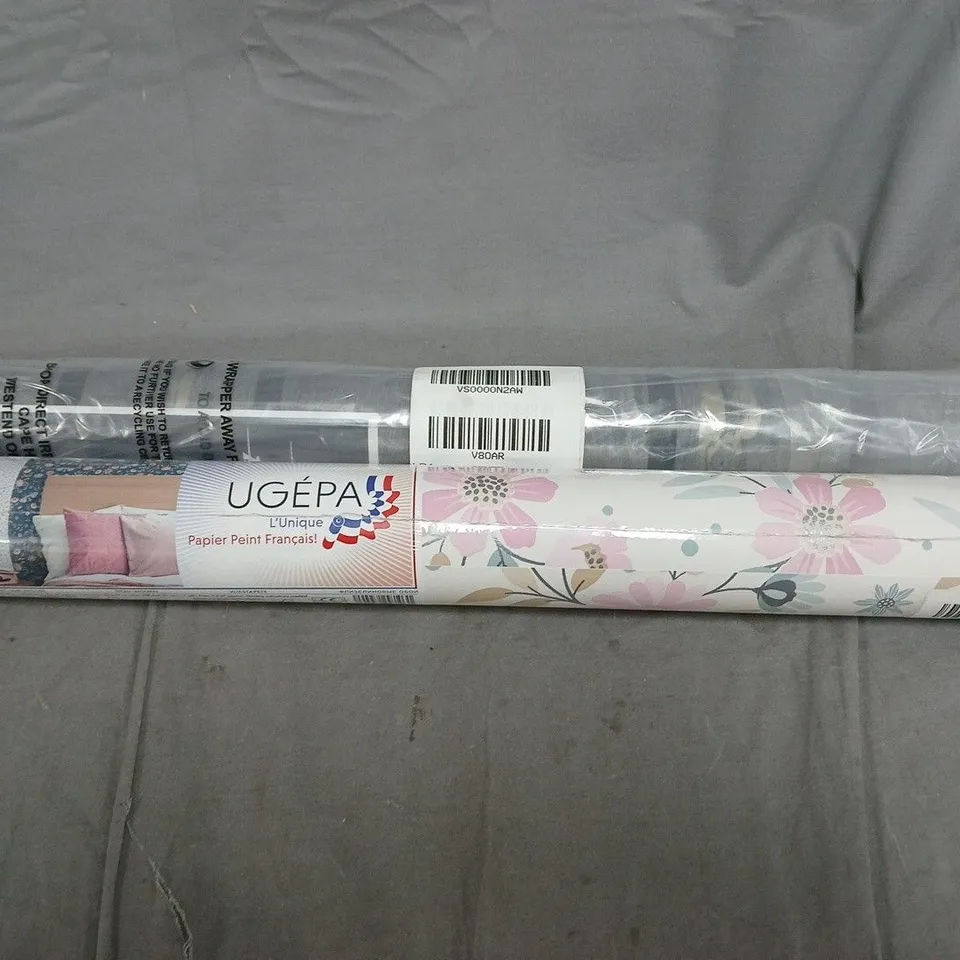 APPROXIMATELY 20 ASSORTED ROLLS OF WALLPAPER IN VARIOUS DESIGNS & SIZES