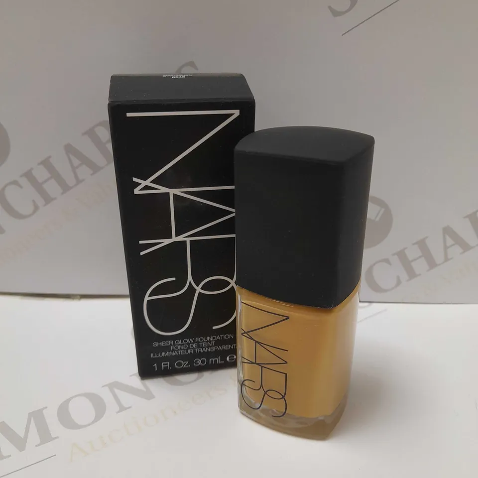 NARS SHEER GLOW FOUNDATION 30ML - MED/DARK 1 SYRACUSE 
