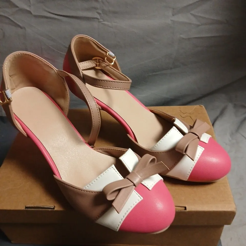 WOMEN'S PINK AND BEIGE BOW-DETAIL MID-HEEL SANDALS SIZE EU 37