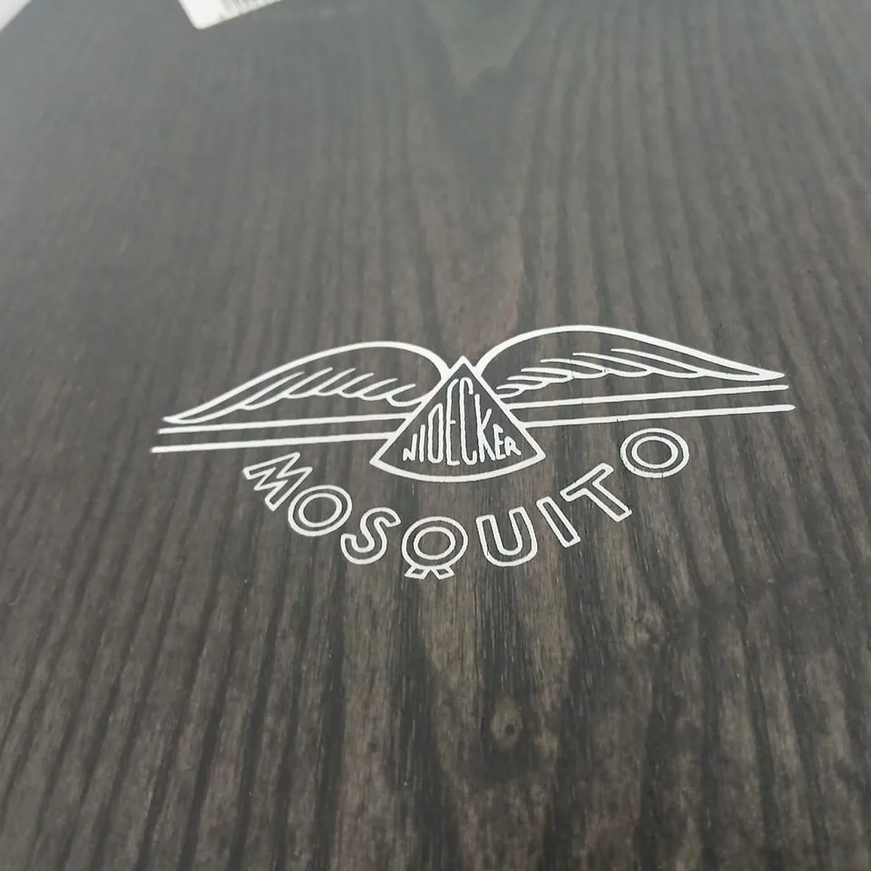 MOSQUITO HAND-SHAPED SNOWBOARD – SWITZERLAND 
