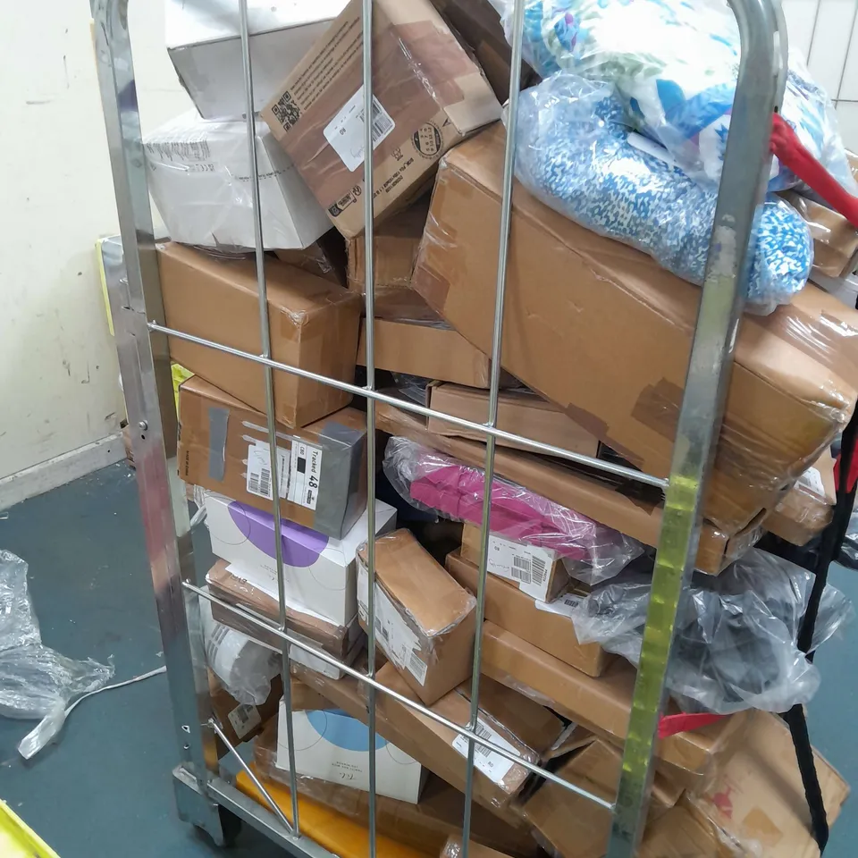 CAGE OF APPROXIMATELY 30 ASSORTED HOUSEHOLD ITEMS TO INCLUDE MIRROR , PORTABLE FANS , CLOTHES ETC