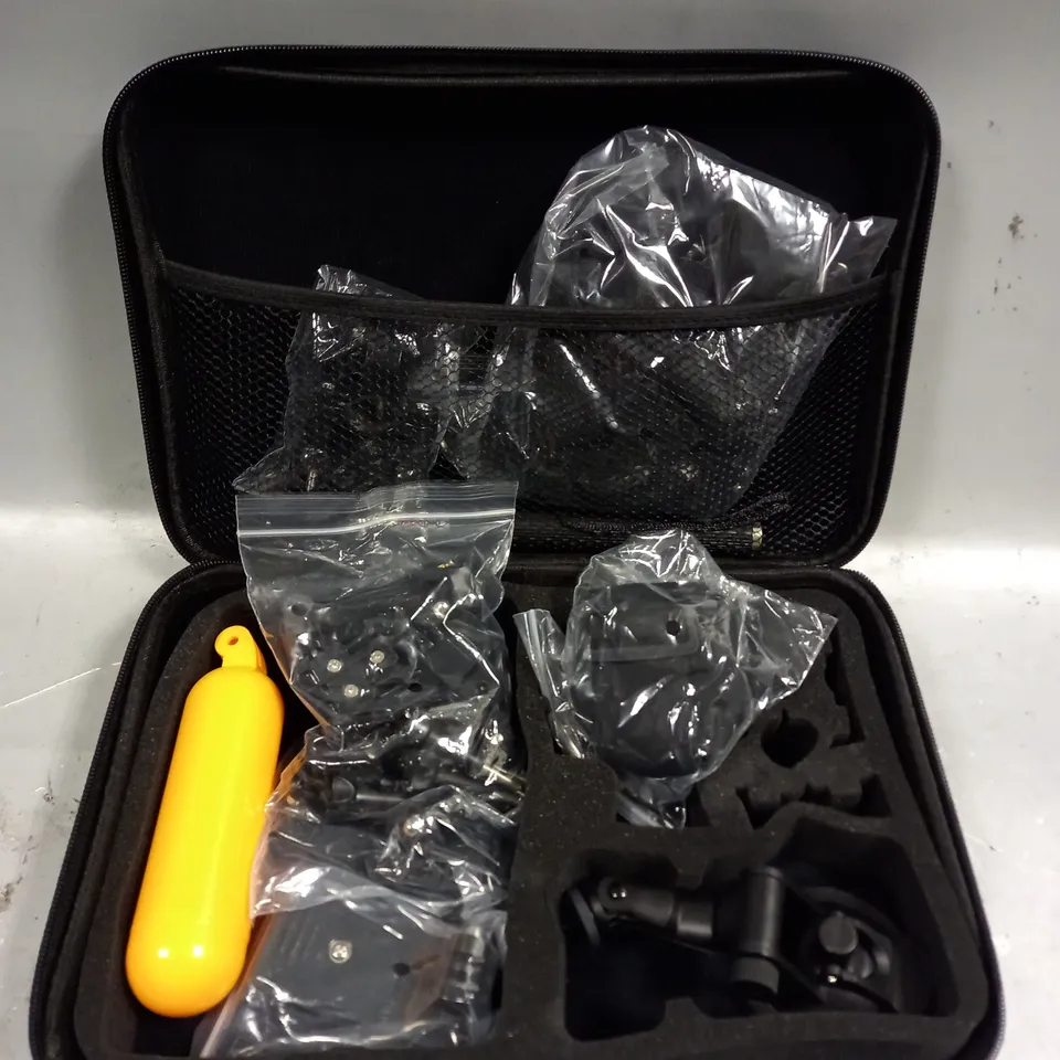 GO PRO BLACK 7 ACTION CAMERA WITH ACCESSORIES 