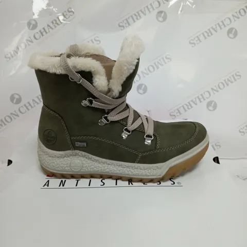 BOXED RIEKER ANTISTRESS WARM HIKING BOOTS, KHAKI - SIZE 4