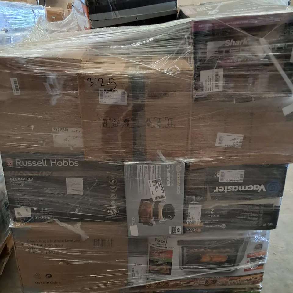PALLET OF APPROXIMATELY 31 UNPROCESSED RAW RETURN HOUSEHOLD AND ELECTRICAL GOODS TO INCLUDE;