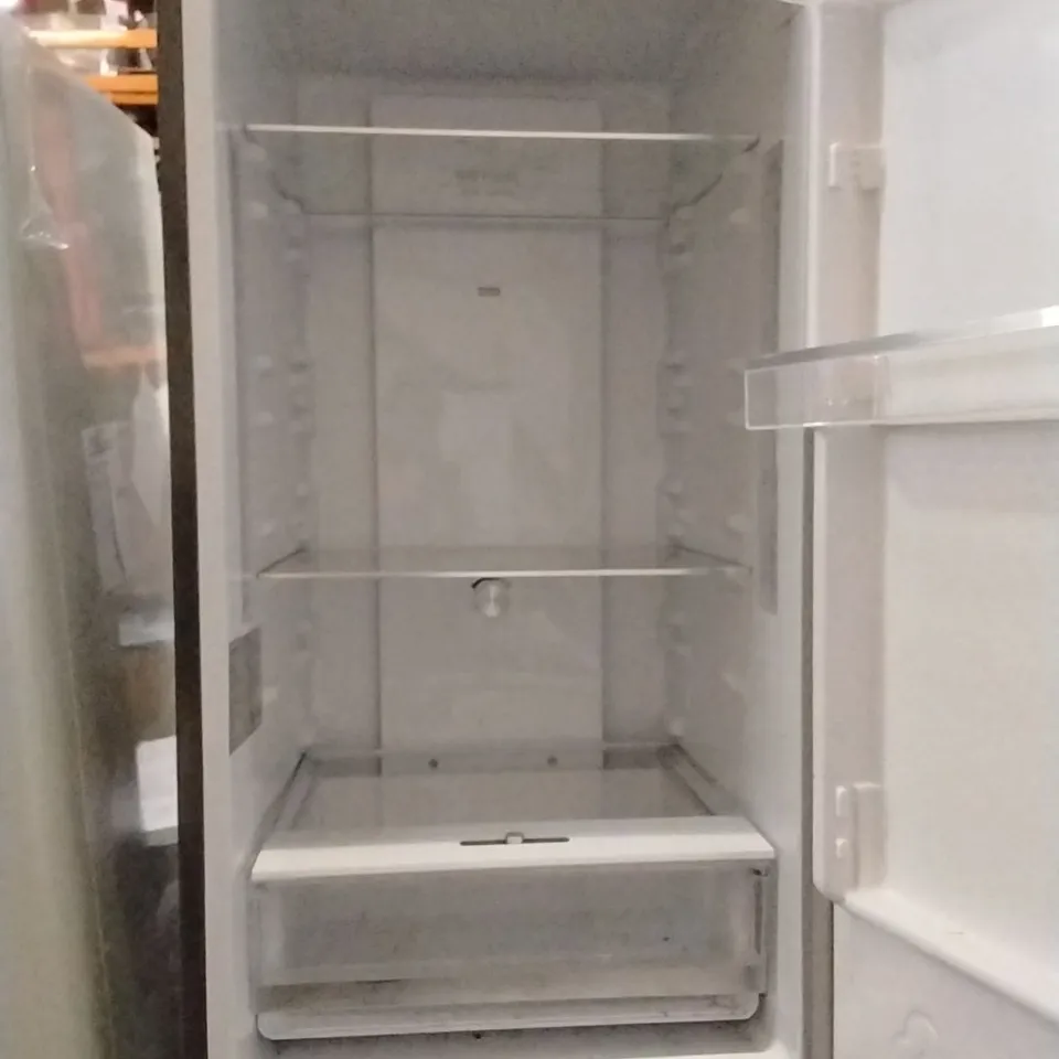 ELECTRIQ 282 LITRE FRIDGE FREEZER - TOTAL NO FROST IN STAINLESS STEEL