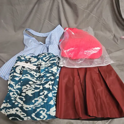 BOX OF APPROXIMATELY 20 ASSORTED CLOTHING ITEMS TO INCLUDE SKIRT, DRESS, TOPS, ETC