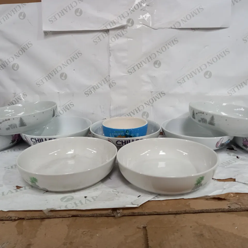 BOX OF APPROX 10 ASSORTED BOWLS/DISHES WITH DIFFERENT PATTENS - COLLECTION ONLY