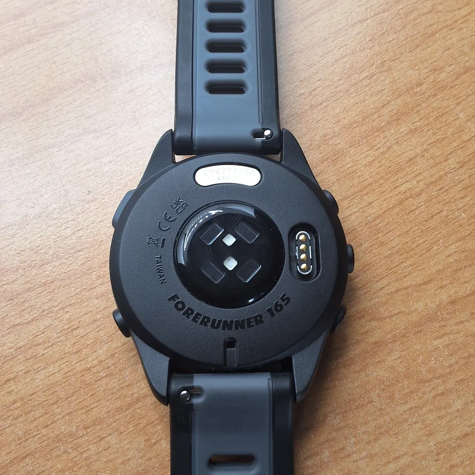 UNBOXED GARMIN FORERUNNER 165 SMART WATCH WITH GREY/BLACK STRAP