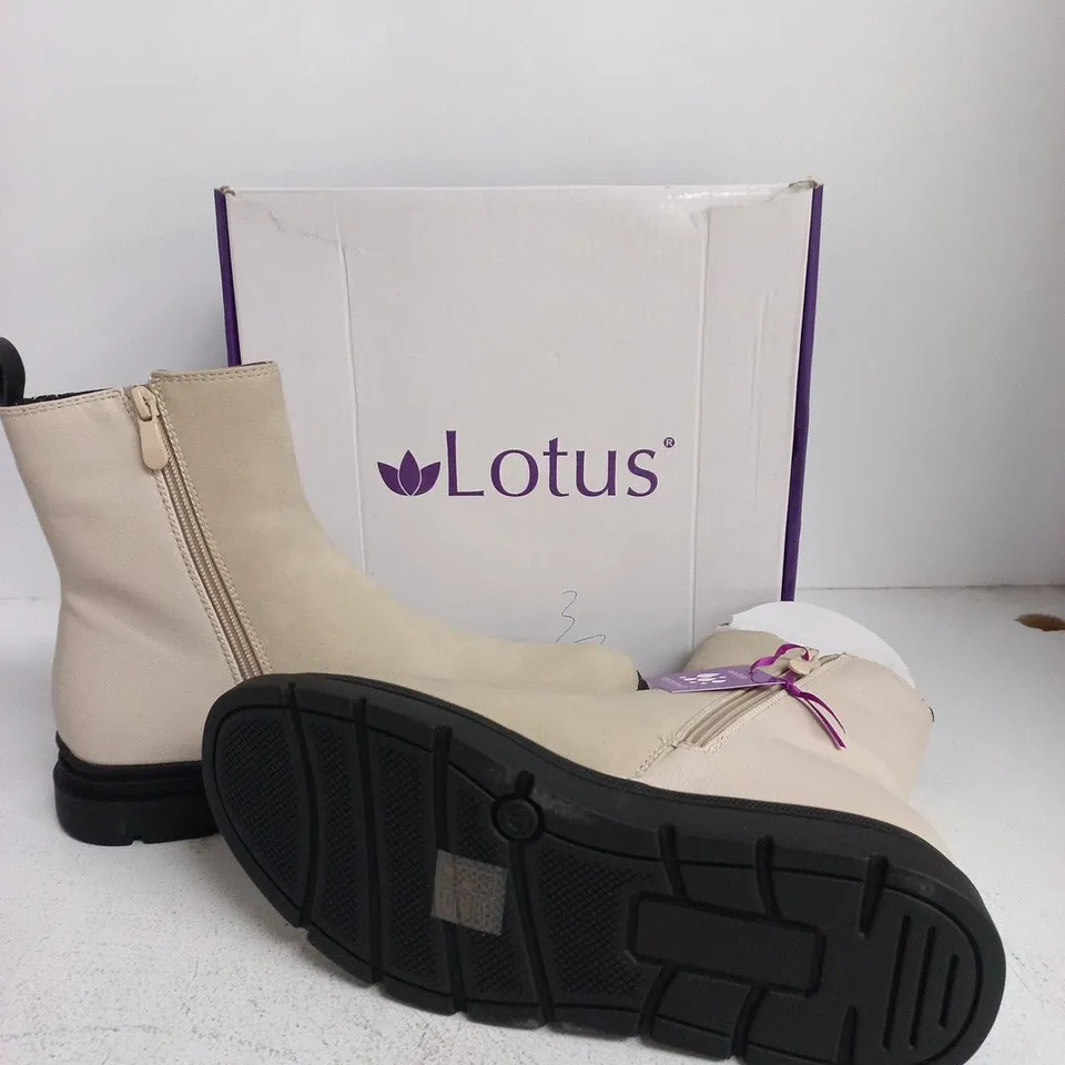 LOTUS WOMEN'S BOOTS – WINTER WHITE, UK 7 (EU 41)