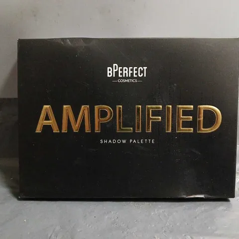 BOXED BPERFECT AMPLIFIED SHADOW PALETTE 