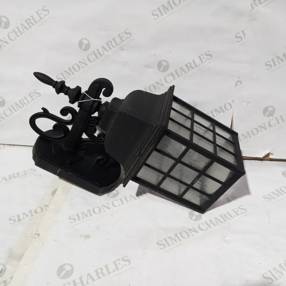 DESIGNER BLACK ORNATE DESIGN LANTERN WALL LIGHT