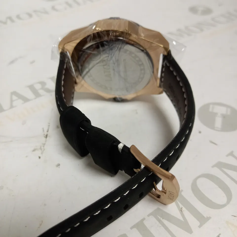 MEN’S LATOR CALIBRE 2261 CHRONOGRAPH WATCH – 42 MM IP PLATED CASE – BLACK DIAL - CHRONOGRAPH MOVEMENT WITH DATE – LEATHER STRAP