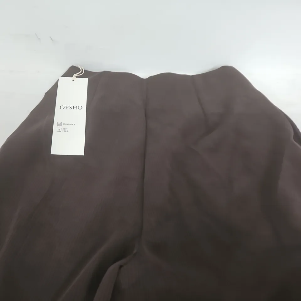 OYSHO FLARED LOUNGE PANTS IN BROWN - XS