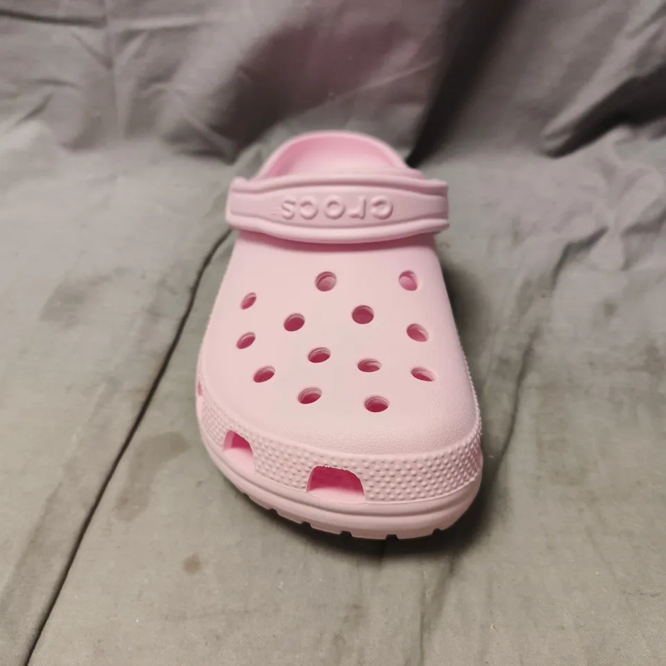 PAIR OF CROCS CLASSIC CLOGS IN PINK SIZE UK M4/W5