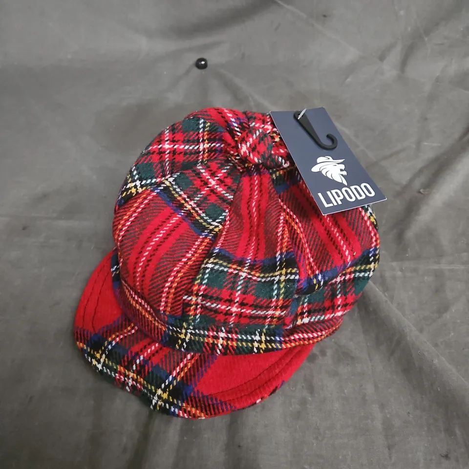 LIPODO PLAID CAP HAT – RED TARTAN