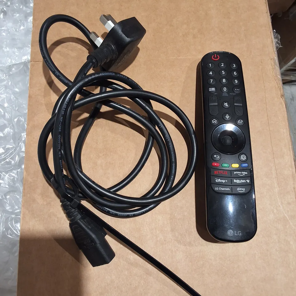 LG AU810P 4K UHD LASER SMART HOME THEATER CINEBEAM PROJECTOR