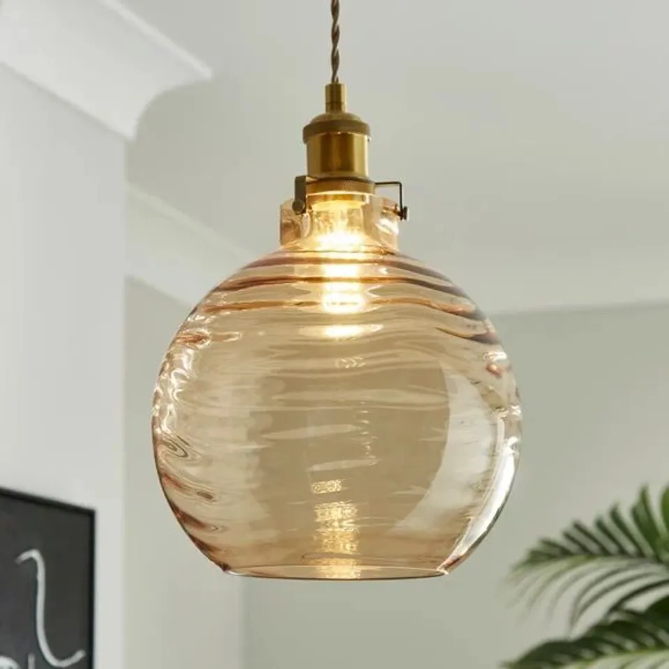 BOXED AMBER WAVE EASY FIT PENDANT SHADE