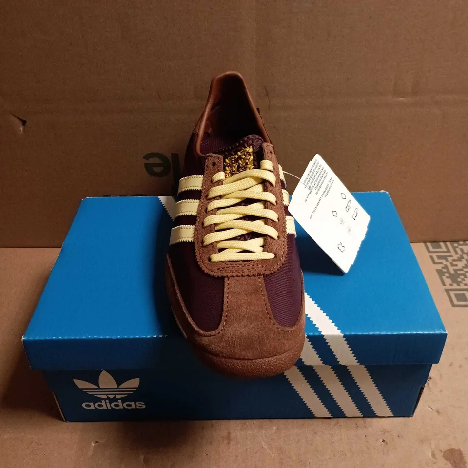 BOXED PAIR OF ADIDAS SL72 OG W TRAINERS - 5.5 