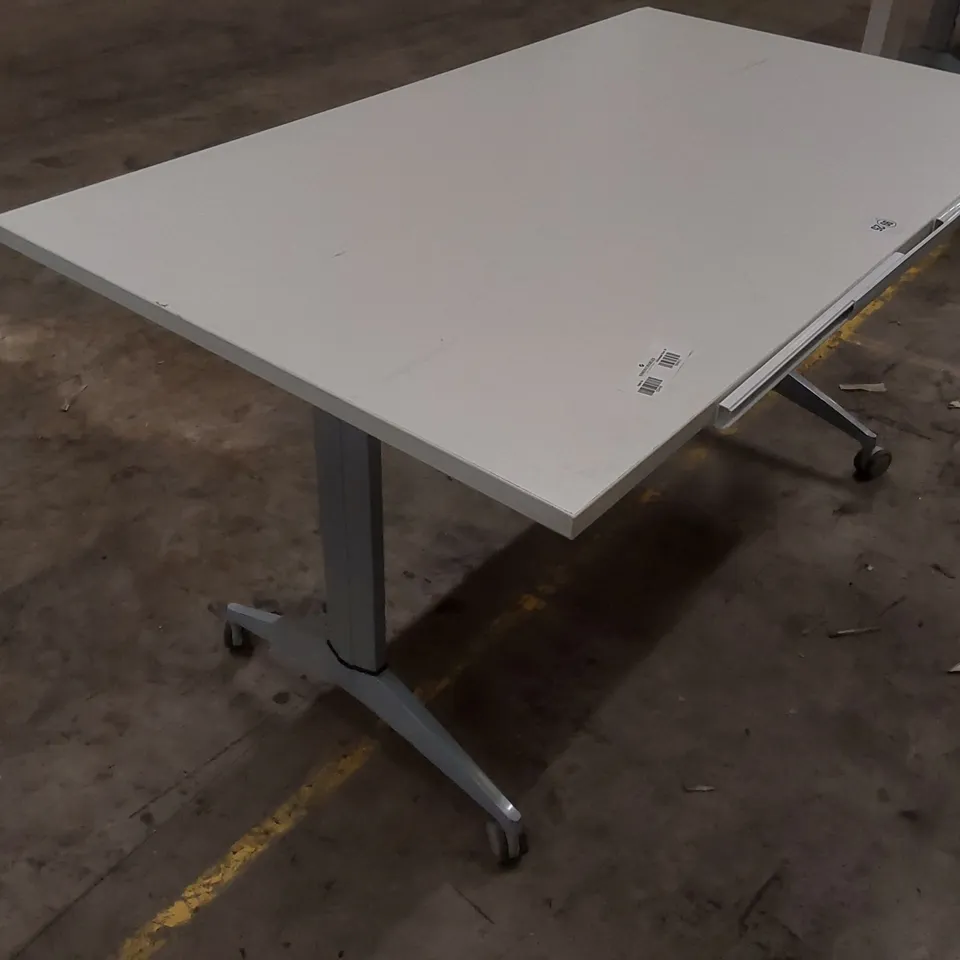 PORTABLE FOLD UP DESK