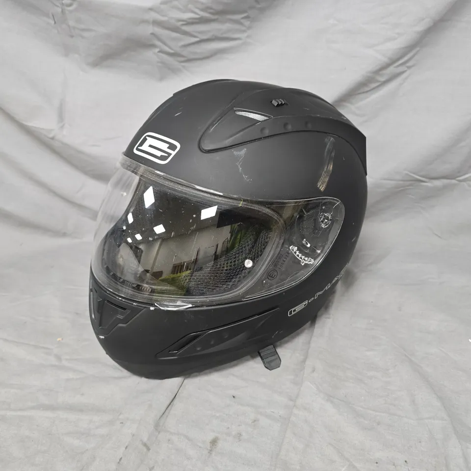 G-MAC PILOT EVO FULL-FACE HELMET IN MATTE BLACK, ECE R22-05 - SIZE LARGE