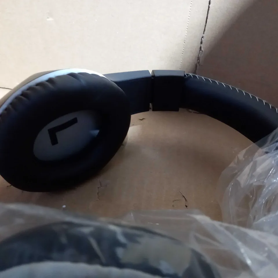 BOXED BLACKWEB GAMING HEADSET